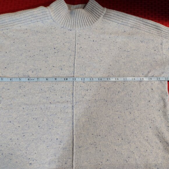 Women’s Light Blue Orvis Cashmere Sweater – Style #2MPF– Size Small - Picture 11 of 13